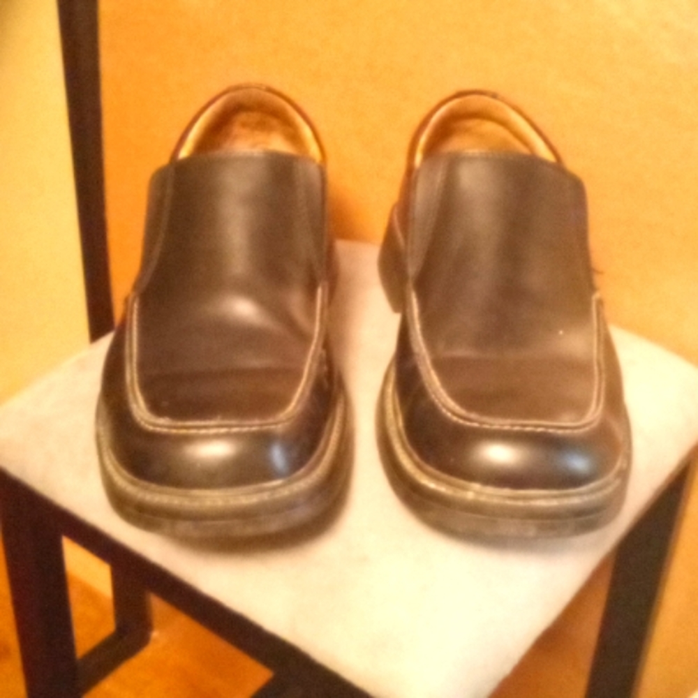 Sketchers shoes